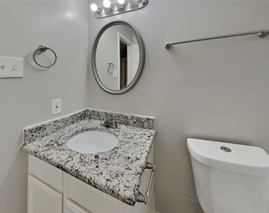 15907 Lausanne Drive - Photo Thumbnail 20