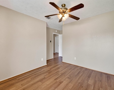 14002 Kathi Lynn Lane - Photo Thumbnail 13