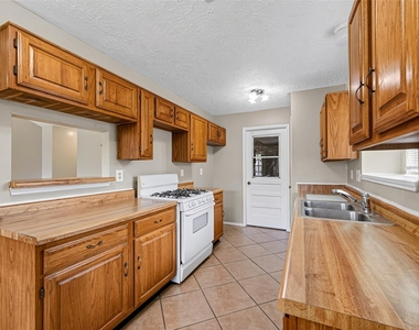 14002 Kathi Lynn Lane - Photo Thumbnail 21