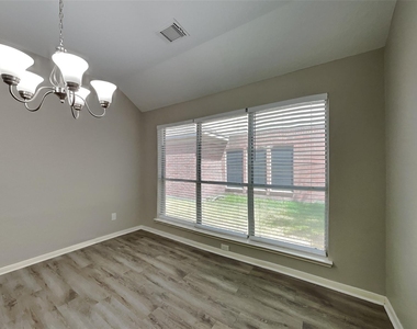 2146 Berkshire Elm Street - Photo Thumbnail 5