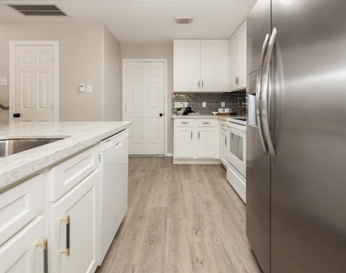 42 Musgrove Place - Photo Thumbnail 8