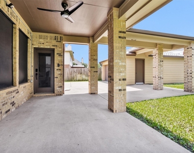 2944 Auburn Woods Drive - Photo Thumbnail 30