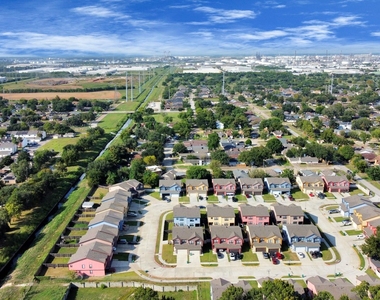 4335 Oak Ridge Drive - Photo Thumbnail 18