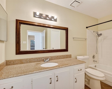 8801 Hammerly Blvd - Photo Thumbnail 10