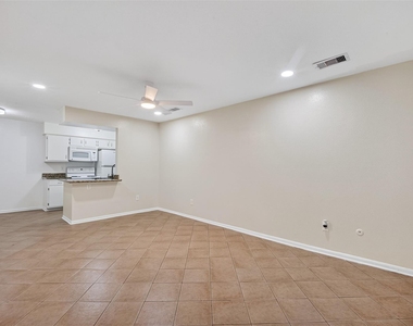 8801 Hammerly Blvd - Photo Thumbnail 17