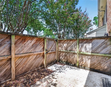 8801 Hammerly Blvd - Photo Thumbnail 2