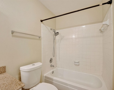 8801 Hammerly Blvd - Photo Thumbnail 11