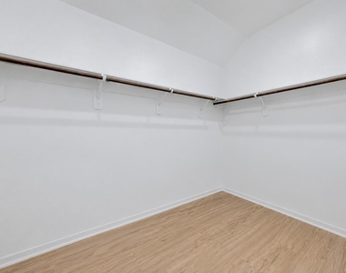 2011 Ballesteros Street - Photo Thumbnail 15