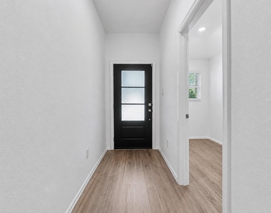 2011 Ballesteros Street - Photo Thumbnail 2