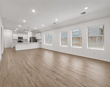 2011 Ballesteros Street - Photo Thumbnail 4