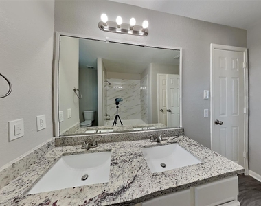 29415 Legends Stone Drive - Photo Thumbnail 8