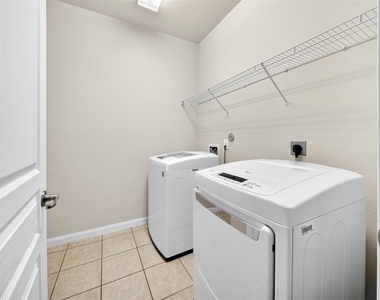 7216 S Boulder Cliff Lane - Photo Thumbnail 32