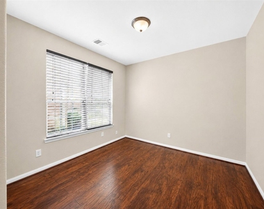 7216 S Boulder Cliff Lane - Photo Thumbnail 4