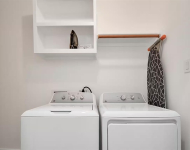 5718 Beall Street - Photo Thumbnail 18