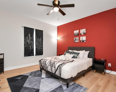 5718 Beall Street - Photo Thumbnail 12