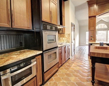 19014 Canyon Frost Drive - Photo Thumbnail 6