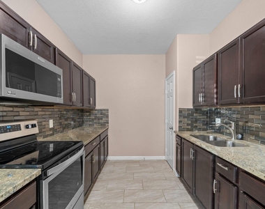 16697 E Forrestal - Photo Thumbnail 5