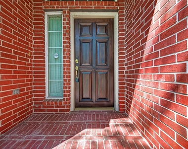 12222 Aspen Lane - Photo Thumbnail 2