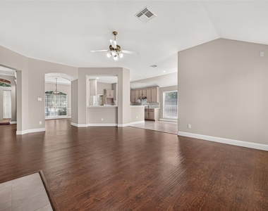 12222 Aspen Lane - Photo Thumbnail 9