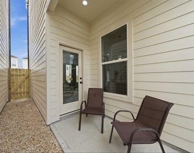 8910 Knoll Leaf Drive - Photo Thumbnail 20