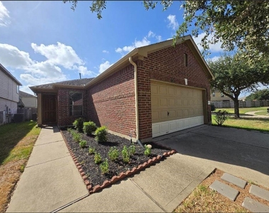 18611 White Ash Ln - Photo Thumbnail 1