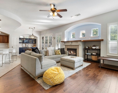 14 Middle Gate Place - Photo Thumbnail 10