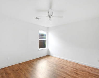 111 Thunder Basin Drive - Photo Thumbnail 31
