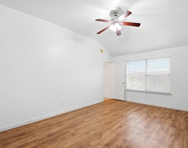 111 Thunder Basin Drive - Photo Thumbnail 24