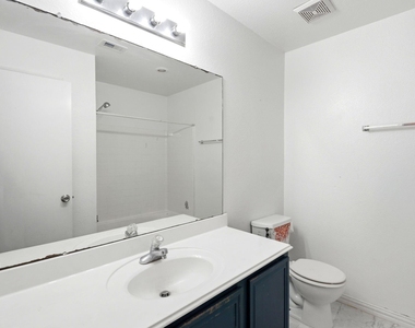 111 Thunder Basin Drive - Photo Thumbnail 33