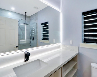 3027 Clinton Drive - Photo Thumbnail 20