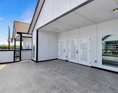 3027 Clinton Drive - Photo Thumbnail 26