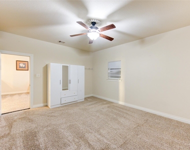 11227 Dunstan Hill Drive - Photo Thumbnail 41