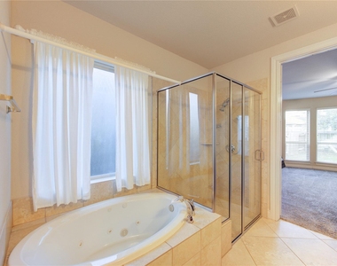 11227 Dunstan Hill Drive - Photo Thumbnail 35