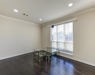 11227 Dunstan Hill Drive - Photo Thumbnail 4