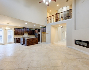 11227 Dunstan Hill Drive - Photo Thumbnail 14