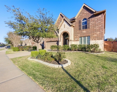 11227 Dunstan Hill Drive - Photo Thumbnail 2