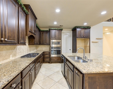 11227 Dunstan Hill Drive - Photo Thumbnail 18