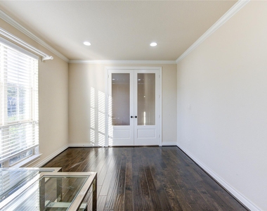 11227 Dunstan Hill Drive - Photo Thumbnail 3