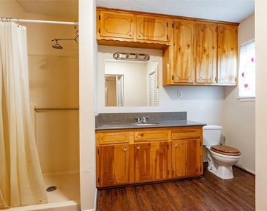 5383 Wilson Avenue - Photo Thumbnail 17