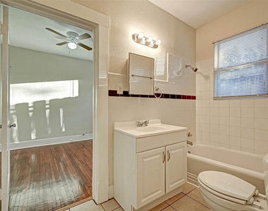 1748 Richmond Avenue - Photo Thumbnail 17
