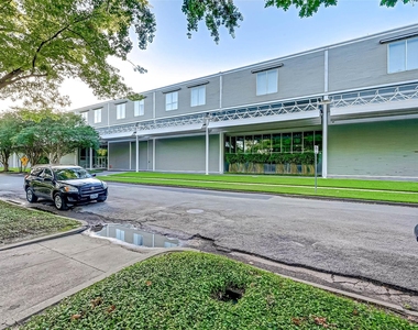 1748 Richmond Avenue - Photo Thumbnail 21