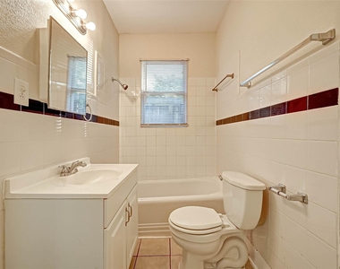 1748 Richmond Avenue - Photo Thumbnail 16
