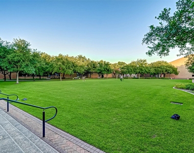1748 Richmond Avenue - Photo Thumbnail 29