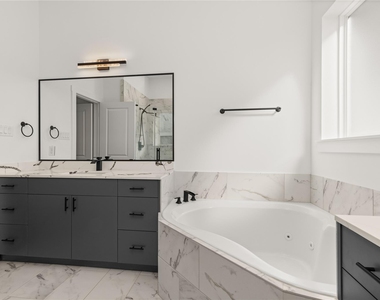 2707 Dennis Street - Photo Thumbnail 13