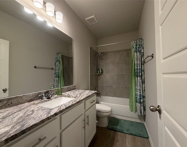 27122 Peaceful Cove Drive - Photo Thumbnail 15