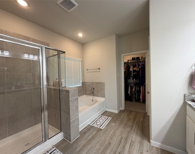 27122 Peaceful Cove Drive - Photo Thumbnail 9