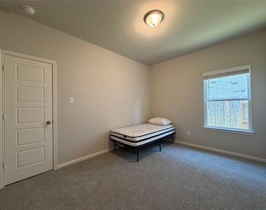 27122 Peaceful Cove Drive - Photo Thumbnail 13
