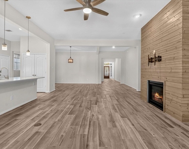 22626 Fanwick Drive - Photo Thumbnail 16