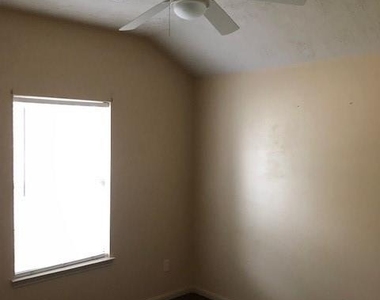 32107 Anne Lane - Photo Thumbnail 9