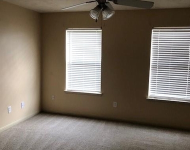32107 Anne Lane - Photo Thumbnail 7